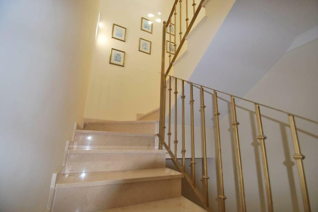 Aloha Gardens Townhouse Apartment *