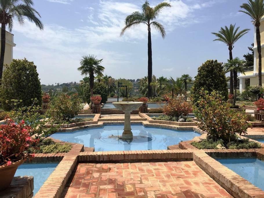Aloha Gardens Townhouse Apartment *